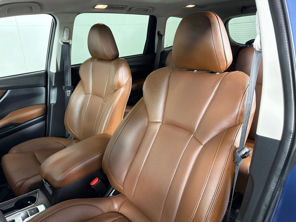 2019 Subaru - Image 12 of 28