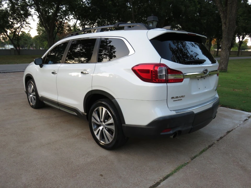 2019 Subaru - Image 7 of 12
