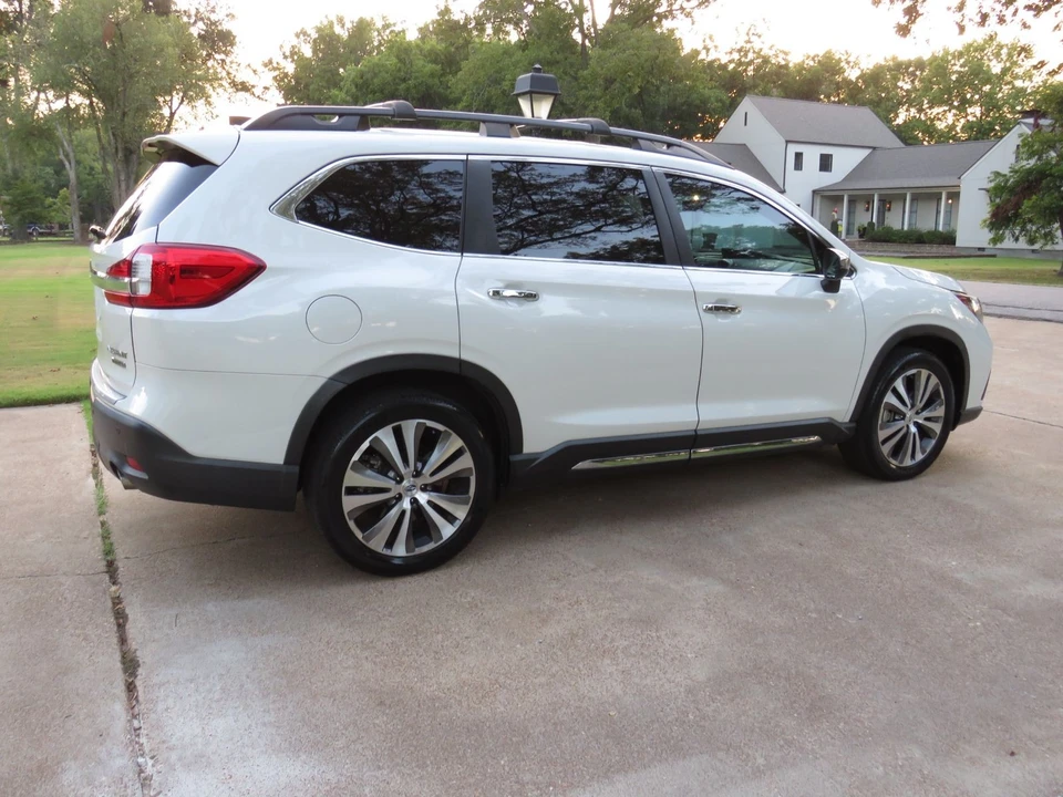 2019 Subaru - Image 12 of 12
