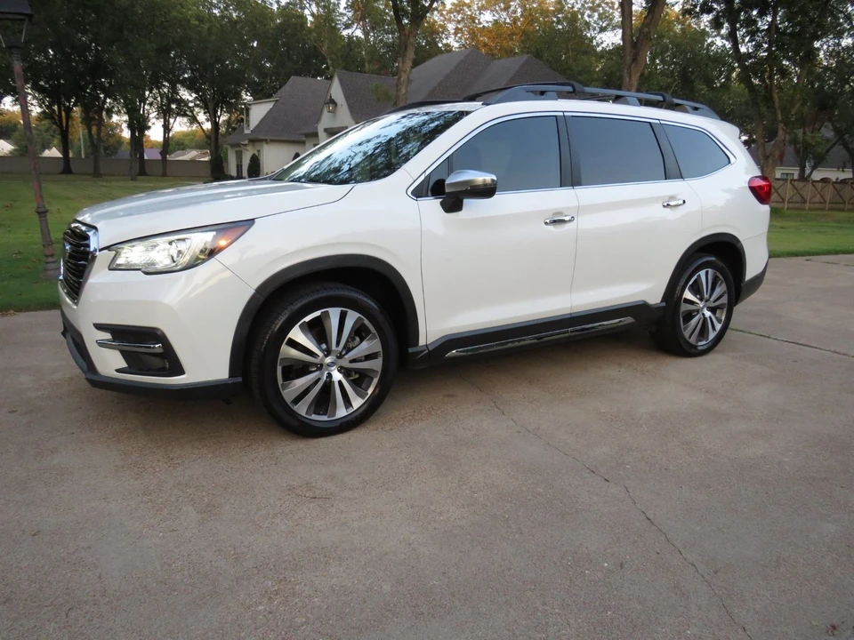 2019 Subaru - Image 3 of 12