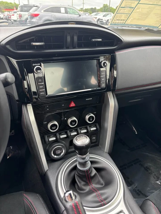 2019 Subaru BRZ 1st Gen - Image 10 of 17