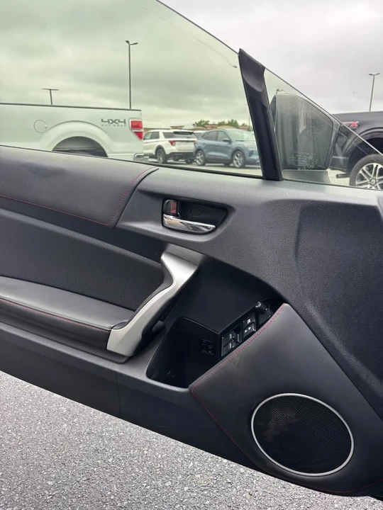 2019 Subaru BRZ 1st Gen - Image 13 of 17