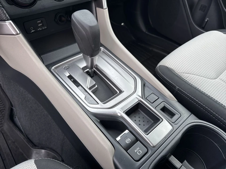 2019 Subaru Forester 5th Gen - Image 17 of 21