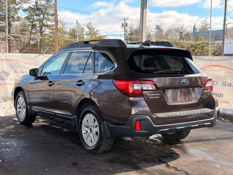 2019 Subaru Outback 5th Gen - Image 9 of 12
