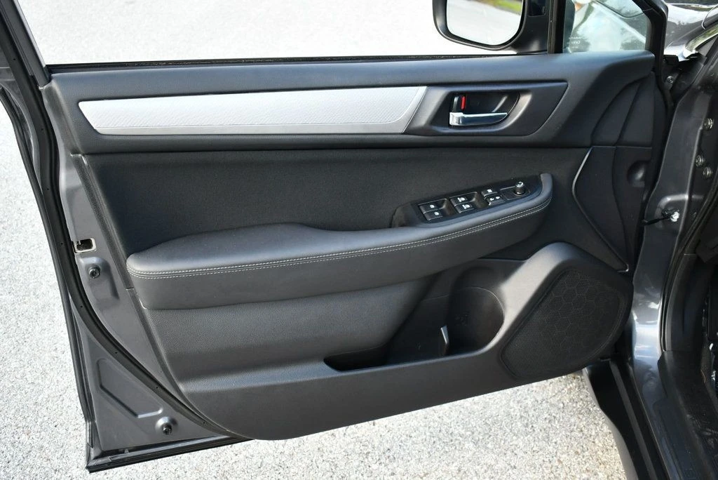2019 Subaru Outback 5th Gen - Image 11 of 12
