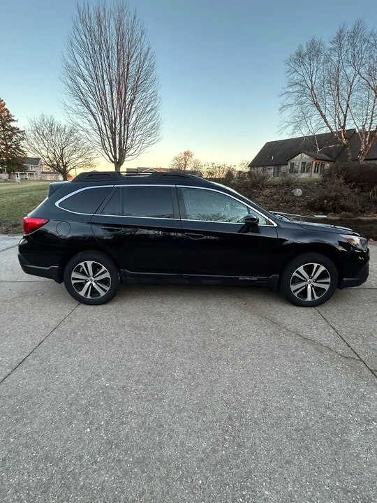 2019 Subaru Outback 5th Gen - Image 3 of 18