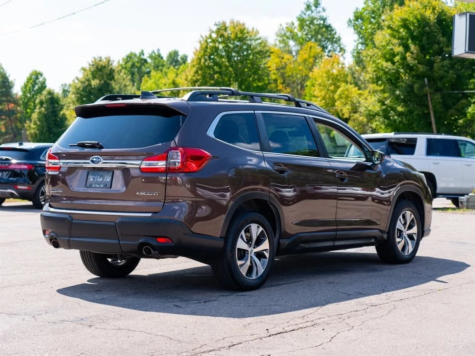 2019 Subaru - Image 5 of 20