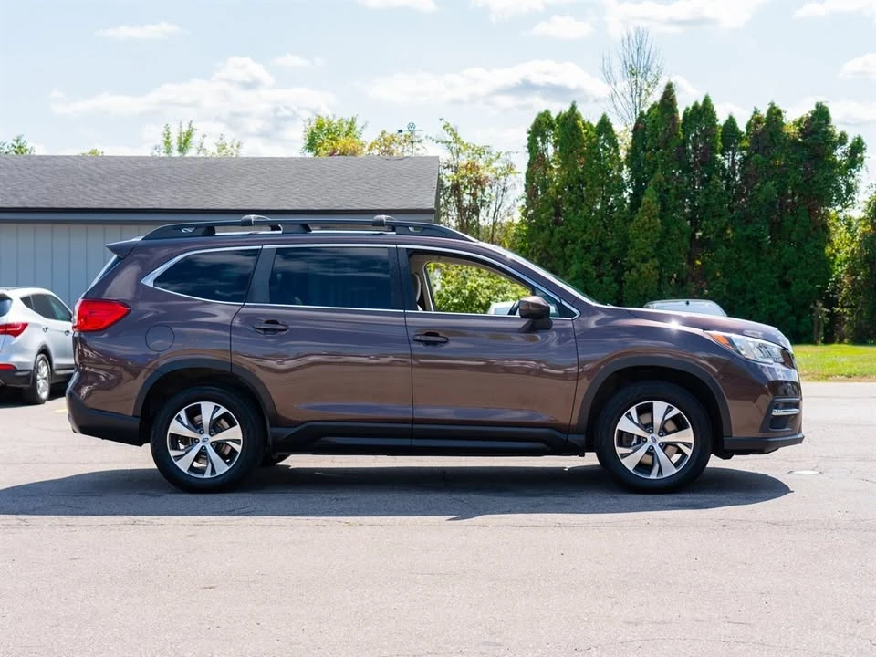 2019 Subaru - Image 4 of 20