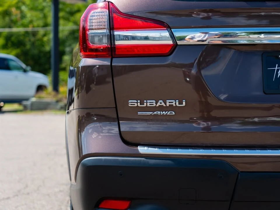 2019 Subaru - Image 10 of 20