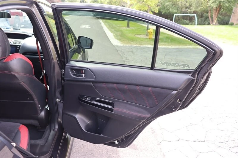 2019 Subaru Impreza WRX STi 4th Gen - Image 25 of 31