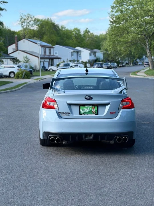 2019 Subaru - Image 5 of 8