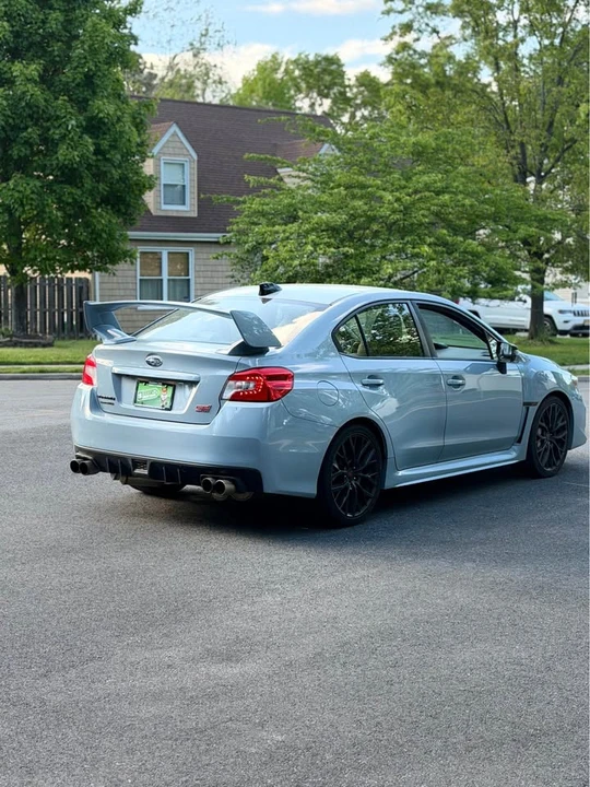 2019 Subaru - Image 4 of 8