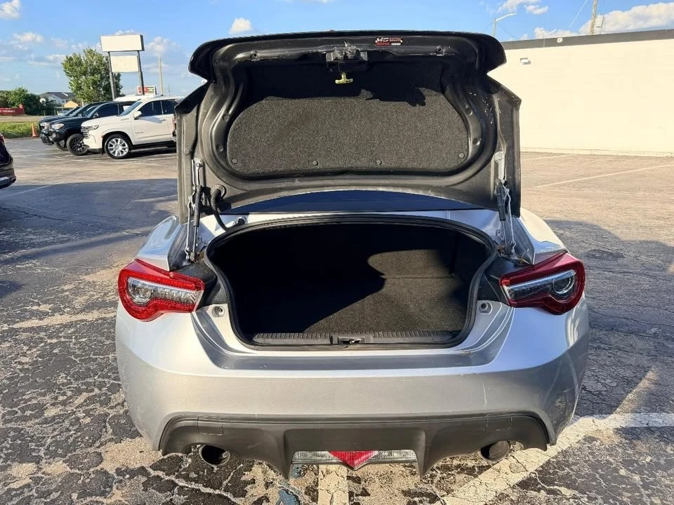 2019 Subaru BRZ 1st Gen - Image 6 of 19