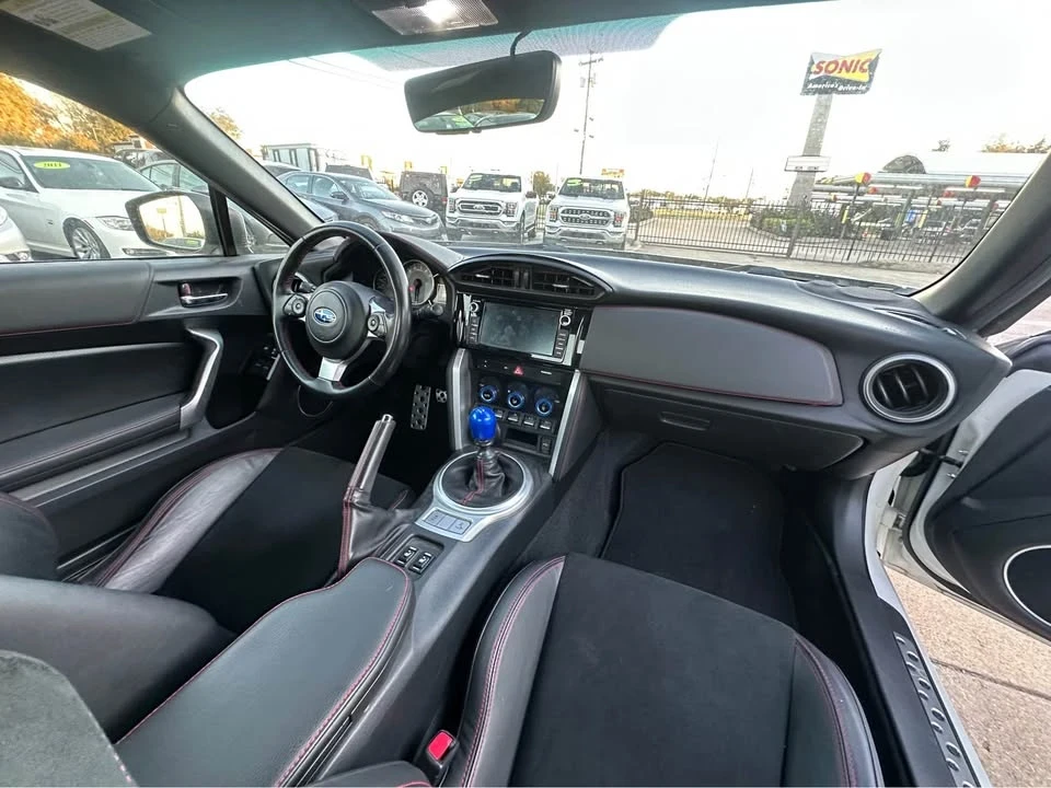 2019 Subaru BRZ 1st Gen - Image 18 of 19