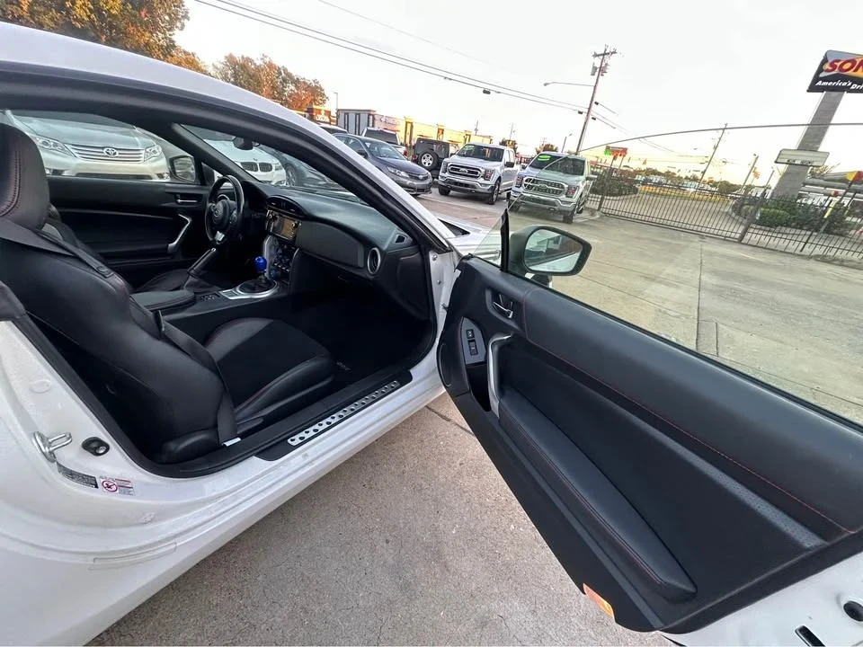 2019 Subaru BRZ 1st Gen - Image 15 of 19