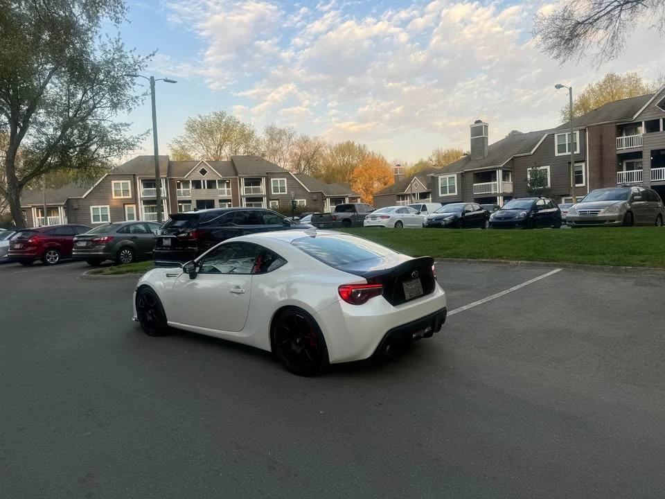 2019 Subaru BRZ 1st Gen - Image 5 of 12