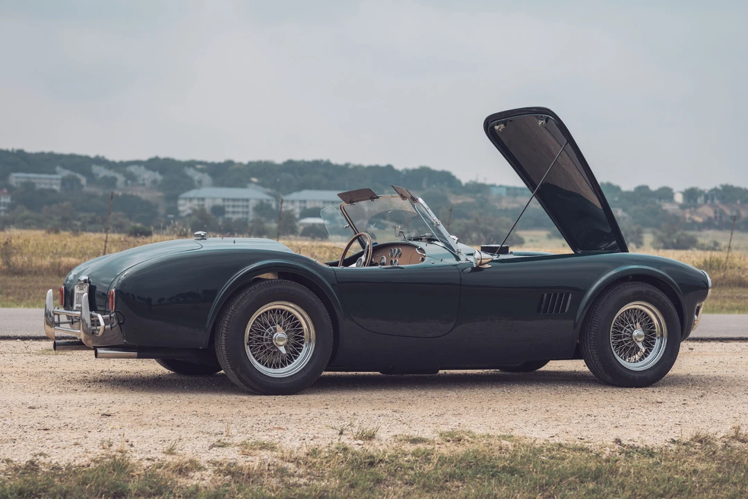 2019 Superformance - Image 18 of 31