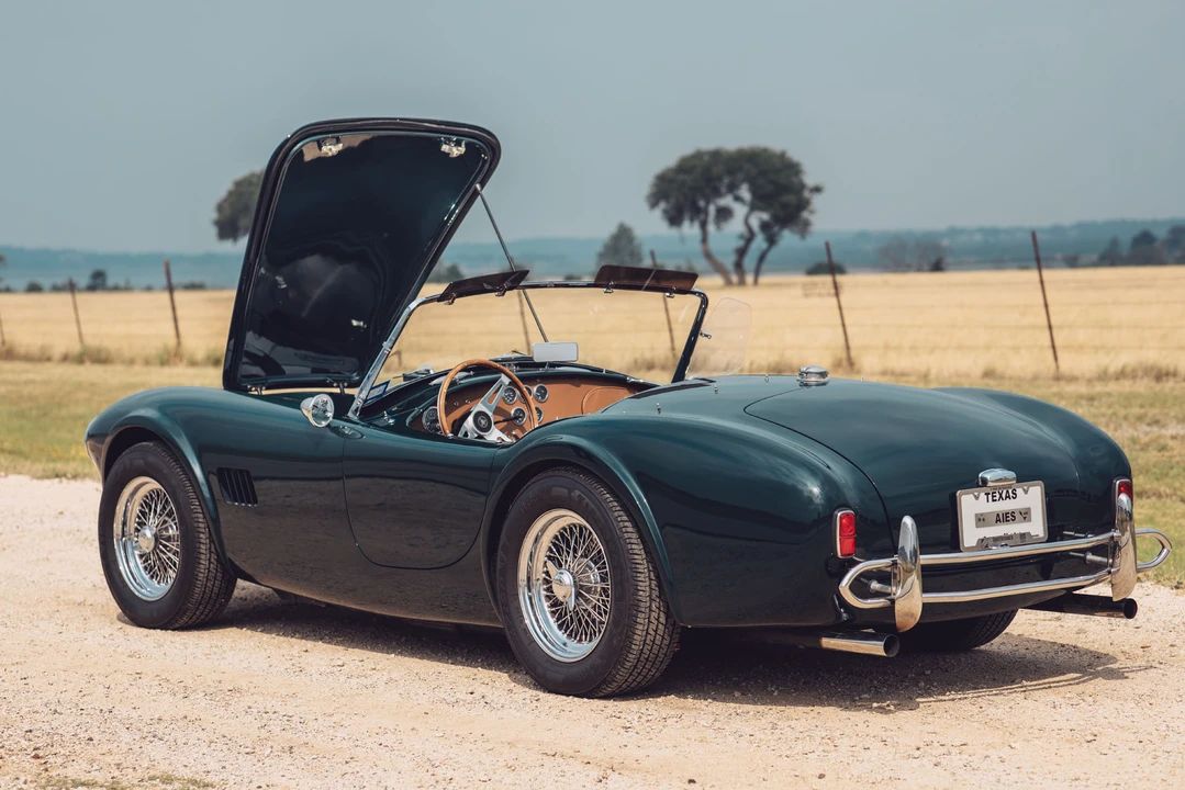 2019 Superformance - Image 26 of 31