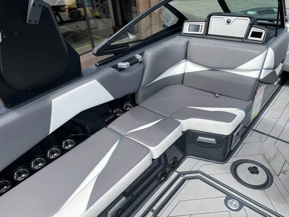 2019 Toyota Supra - Image 11 of 14