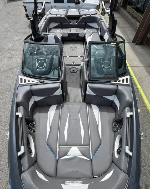 2019 Toyota Supra - Image 8 of 14