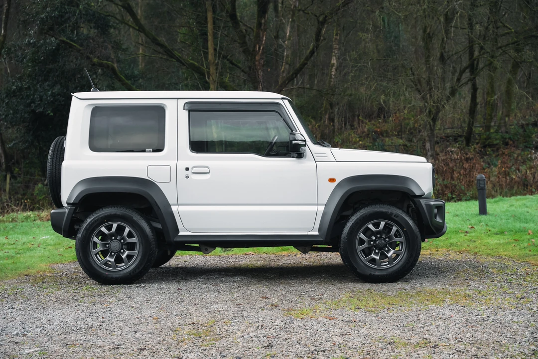 2019 Suzuki Jimny 4th Gen - Image 5 of 31