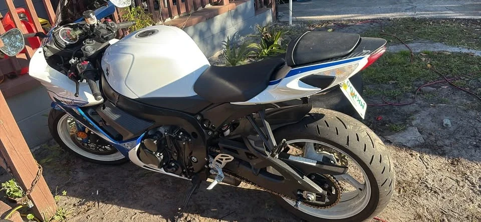2019 Suzuki GSX-R - Image 2 of 2