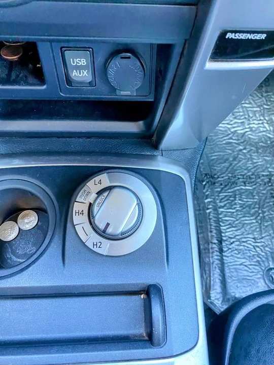 2019 Toyota 4Runner 5th Gen - Image 12 of 21