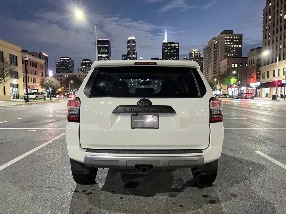 2019 Toyota 4Runner 5th Gen - Image 15 of 20