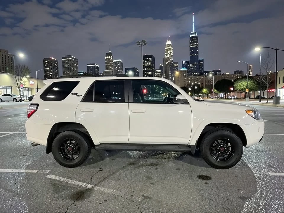 2019 Toyota 4Runner 5th Gen - Image 17 of 20