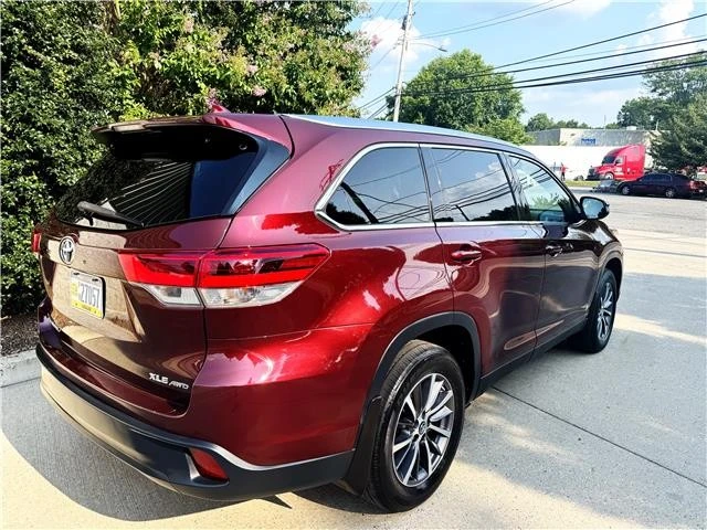 2019 Toyota Highlander - Image 3 of 21