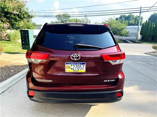 2019 Toyota Highlander - Image 4 of 21