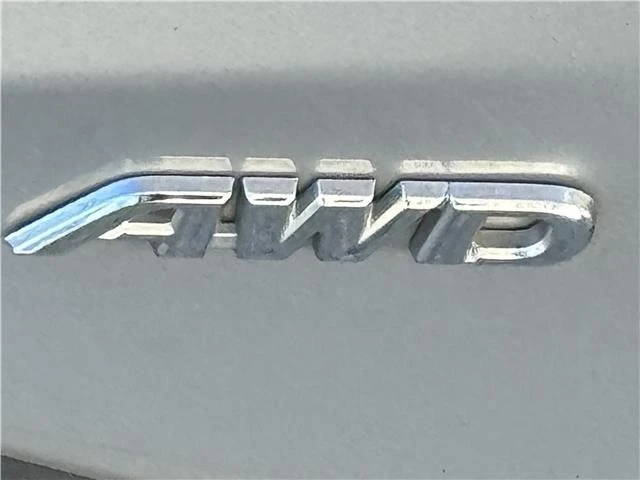 2019 Toyota RAV4 5th Gen - Image 11 of 21