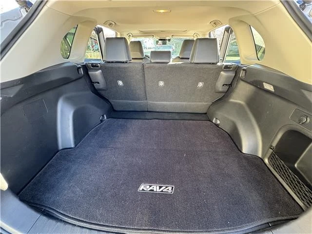 2019 Toyota RAV4 5th Gen - Image 17 of 21