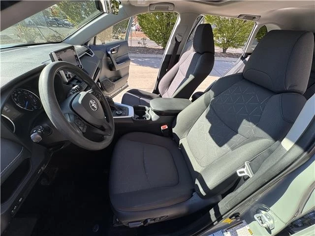 2019 Toyota RAV4 5th Gen - Image 17 of 21