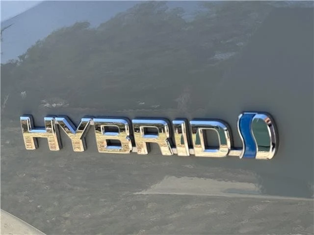 2019 Toyota RAV4 5th Gen - Image 9 of 21