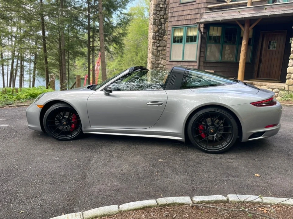 2019 Porsche 991 Targa 4 GTS - Image 2 of 9