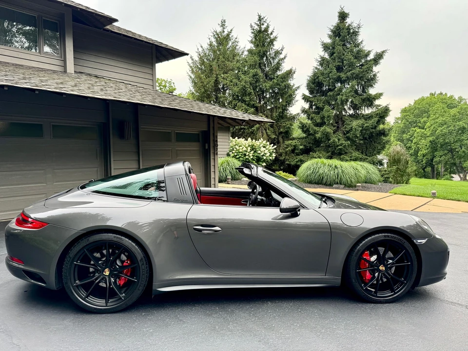 2019 Porsche 991 Targa 4 & 4S - Image 2 of 20