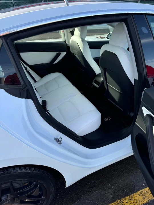 2019 Tesla Model 3 - Image 7 of 8