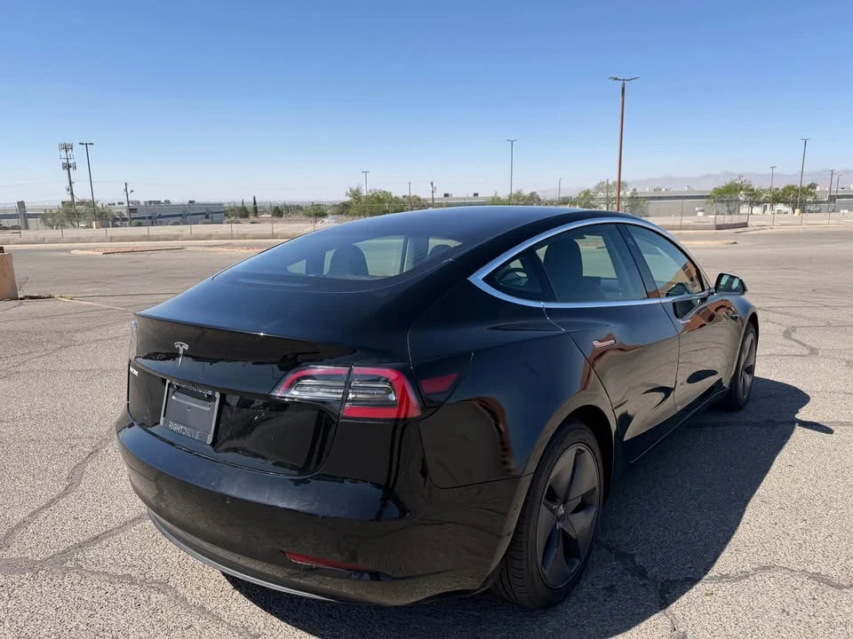 2019 Tesla Model 3 - Image 2 of 10