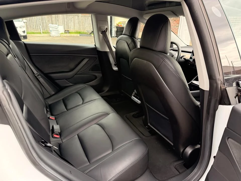 2019 Tesla Model 3 - Image 10 of 17