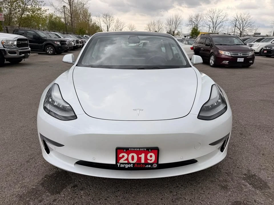 2019 Tesla Model 3 - Image 2 of 17