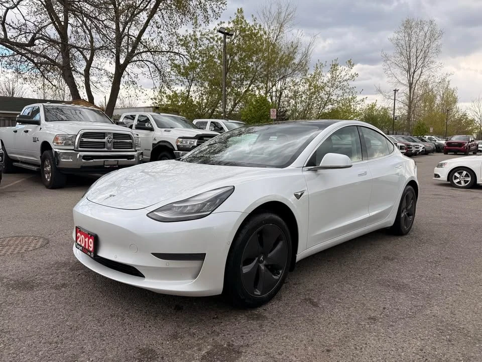 2019 Tesla Model 3 - Image 3 of 17
