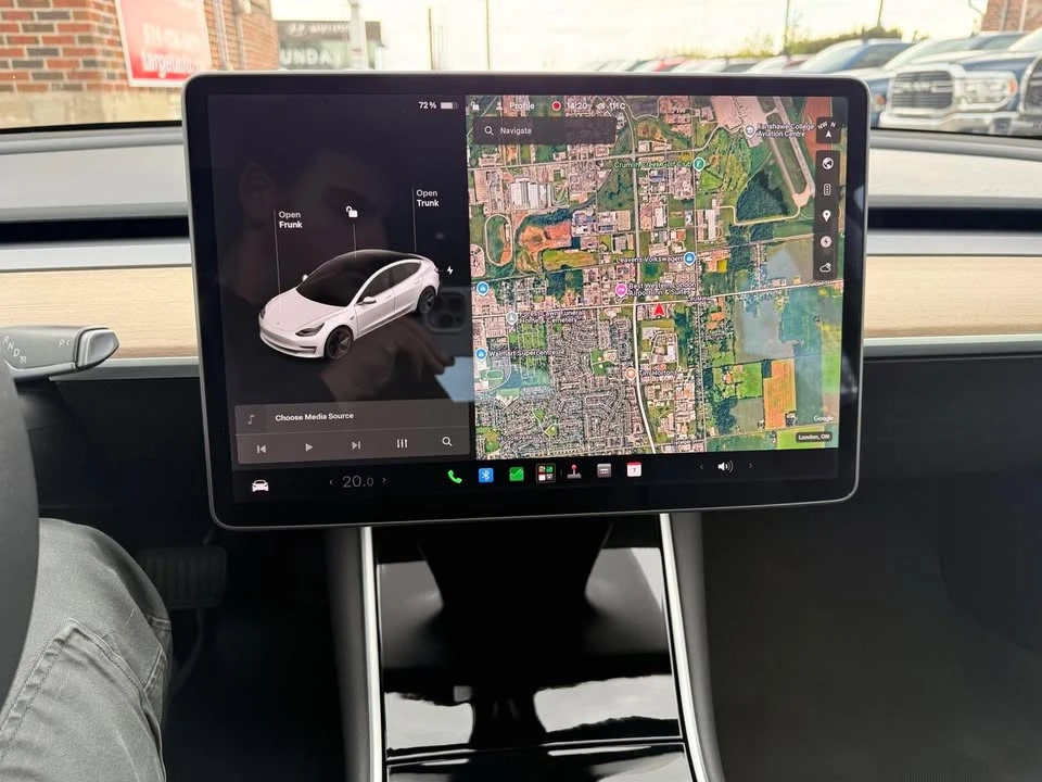 2019 Tesla Model 3 - Image 16 of 17