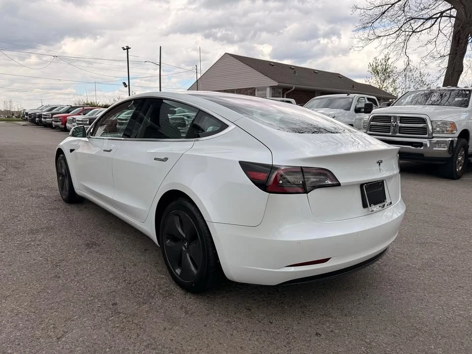 2019 Tesla Model 3 - Image 4 of 17