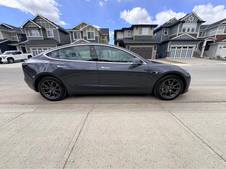 2019 Tesla Model 3 - Image 4 of 11