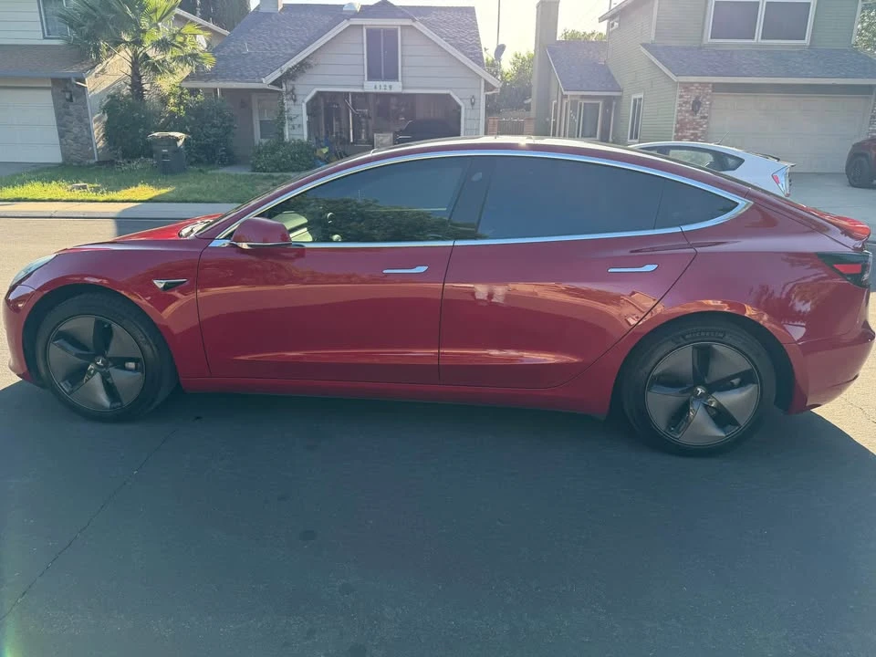 2019 Tesla Model 3 - Image 4 of 7