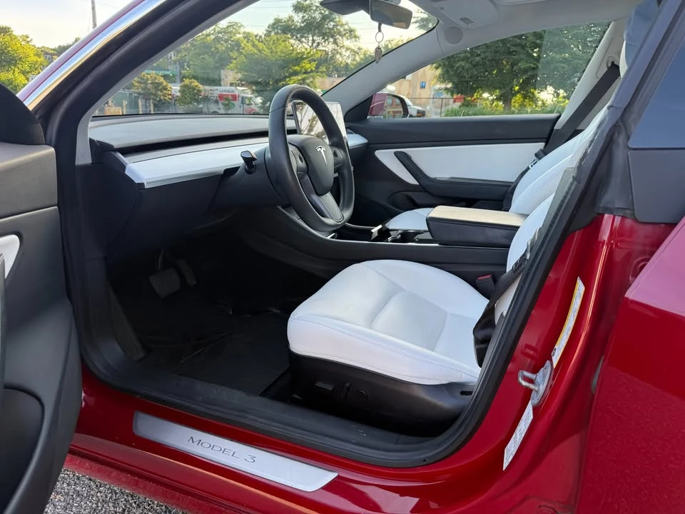 2019 Tesla Model 3 - Image 6 of 7