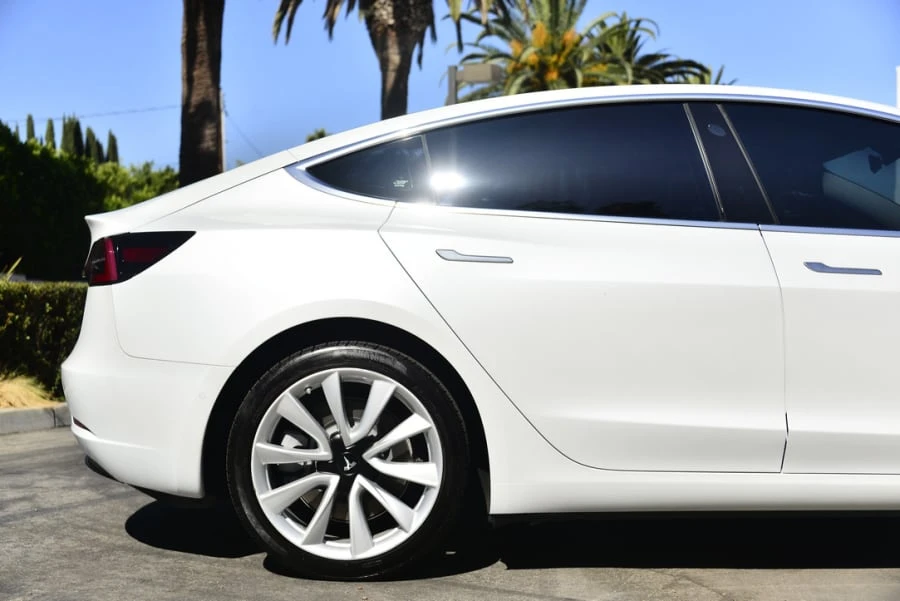 2019 Tesla Model 3 - Image 14 of 29