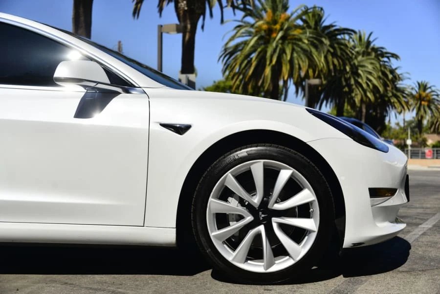 2019 Tesla Model 3 - Image 15 of 29