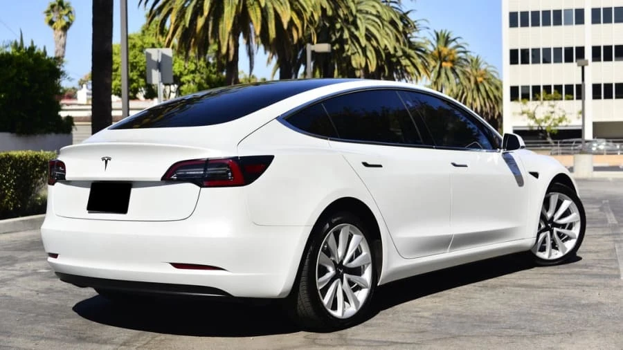 2019 Tesla Model 3 - Image 3 of 29